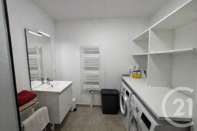 Appartement F5 à vendre - 5 pièces - 94.72 m2 - SERRIS - 77 - ILE-DE-FRANCE - Century 21 Agence Parc Avenue