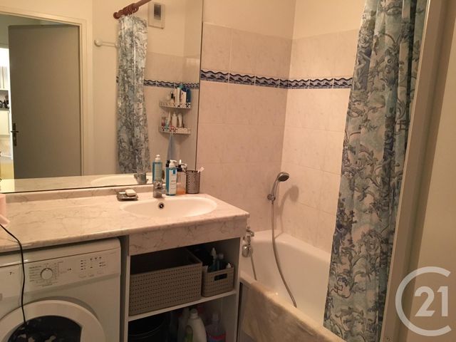 Appartement F3 à vendre - 3 pièces - 65.2 m2 - SERRIS - 77 - ILE-DE-FRANCE - Century 21 Agence Parc Avenue