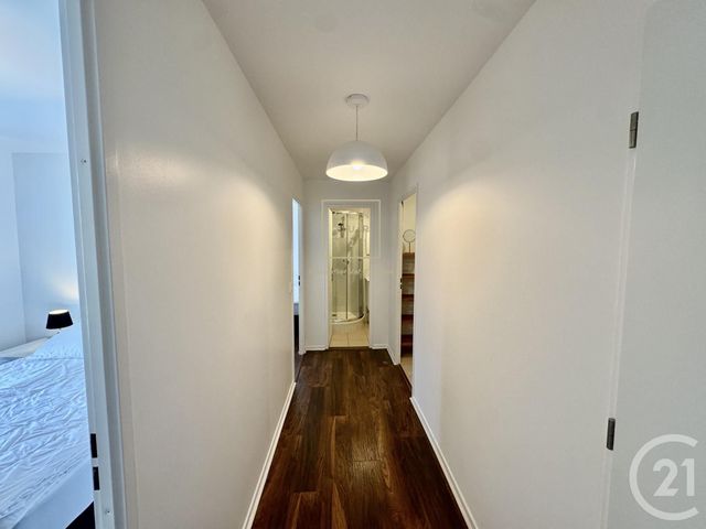 Appartement F3 à vendre - 3 pièces - 80.95 m2 - SERRIS - 77 - ILE-DE-FRANCE - Century 21 Agence Parc Avenue