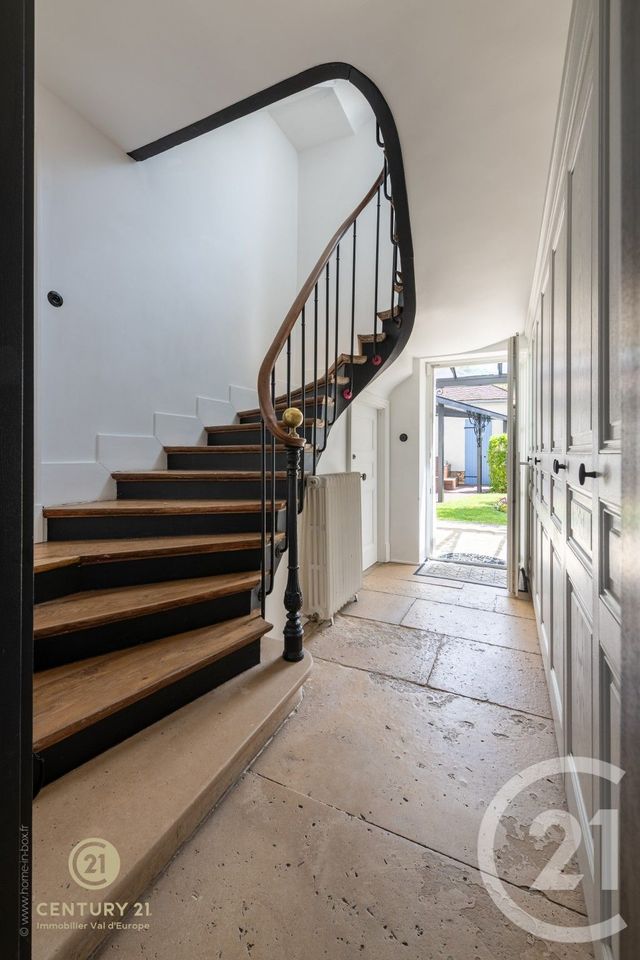 maison à vendre - 9 pièces - 323.46 m2 - JOSSIGNY - 77 - ILE-DE-FRANCE - Century 21 Agence Parc Avenue