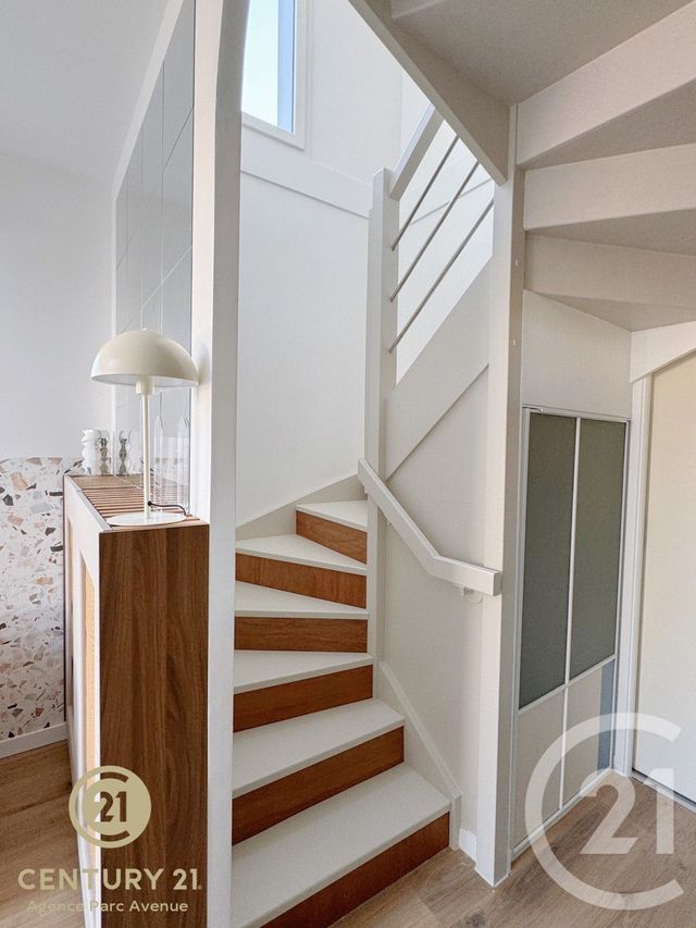 Appartement Duplex à vendre - 3 pièces - 64.53 m2 - BUSSY ST GEORGES - 77 - ILE-DE-FRANCE - Century 21 Agence Parc Avenue