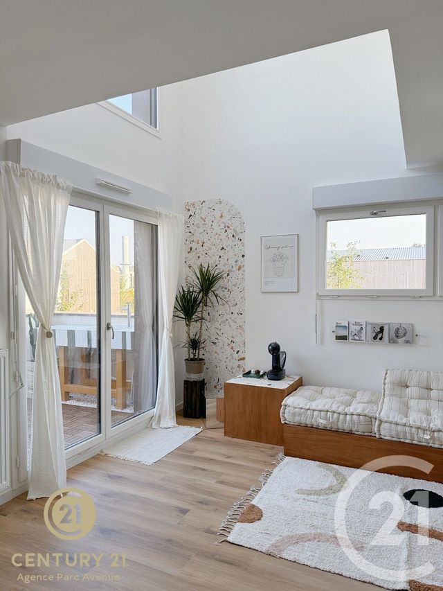 Appartement Duplex à vendre BUSSY ST GEORGES