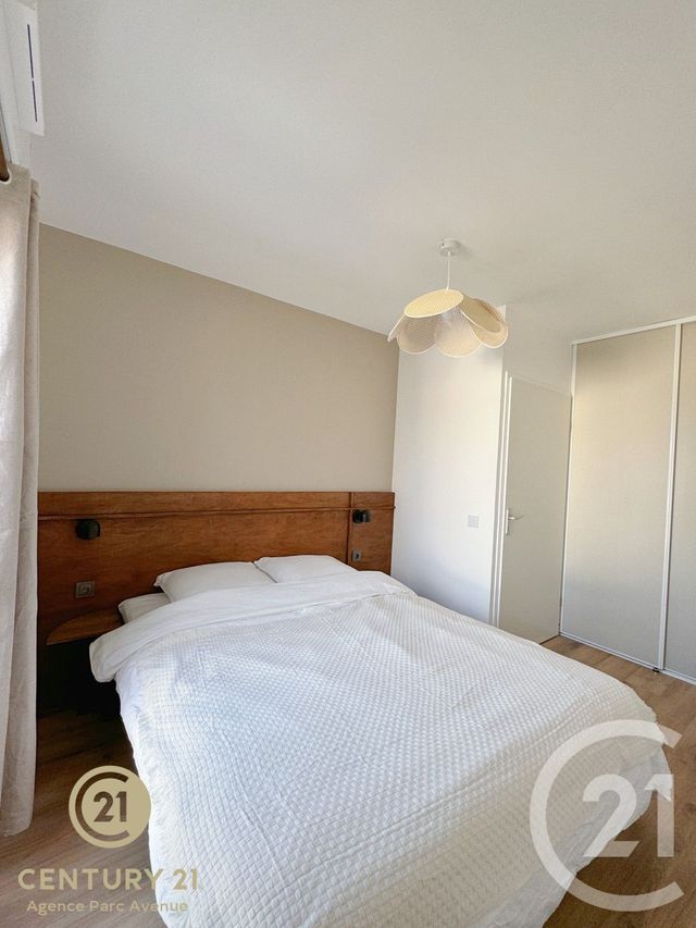 Appartement Duplex à vendre - 3 pièces - 64.53 m2 - BUSSY ST GEORGES - 77 - ILE-DE-FRANCE - Century 21 Agence Parc Avenue