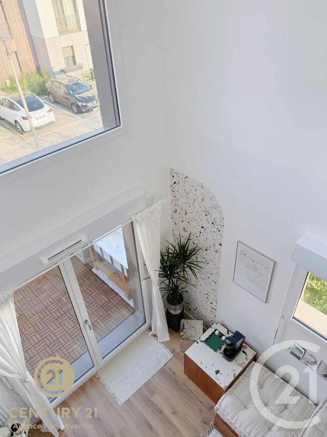 Appartement Duplex à vendre - 3 pièces - 64.53 m2 - BUSSY ST GEORGES - 77 - ILE-DE-FRANCE - Century 21 Agence Parc Avenue