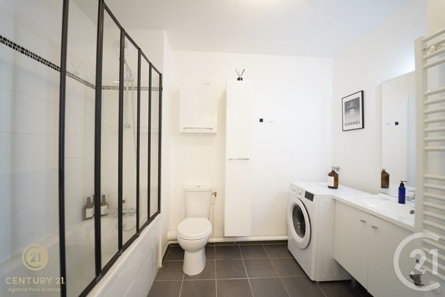 Appartement F3 à louer - 3 pièces - 57.16 m2 - BUSSY ST GEORGES - 77 - ILE-DE-FRANCE - Century 21 Agence Parc Avenue