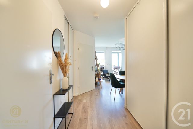 Appartement F3 à louer - 3 pièces - 57.16 m2 - BUSSY ST GEORGES - 77 - ILE-DE-FRANCE - Century 21 Agence Parc Avenue