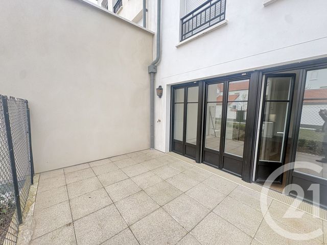 Appartement F4 à vendre - 4 pièces - 77.97 m2 - SERRIS - 77 - ILE-DE-FRANCE - Century 21 Agence Parc Avenue