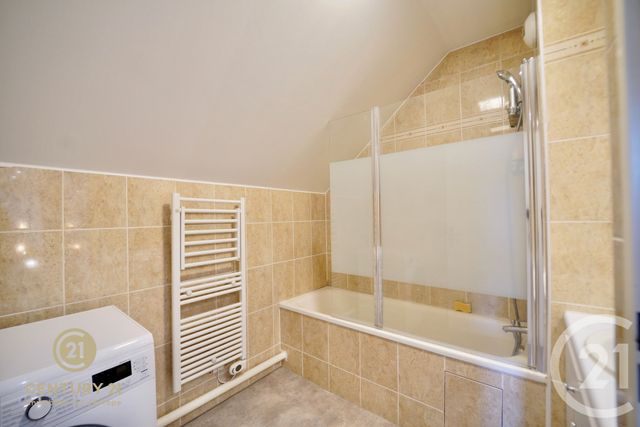 Appartement F2 à vendre - 2 pièces - 39.05 m2 - BUSSY ST GEORGES - 77 - ILE-DE-FRANCE - Century 21 Agence Parc Avenue