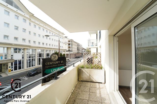 Appartement Studio à louer - 1 pièce - 20.09 m2 - BUSSY ST GEORGES - 77 - ILE-DE-FRANCE - Century 21 Agence Parc Avenue