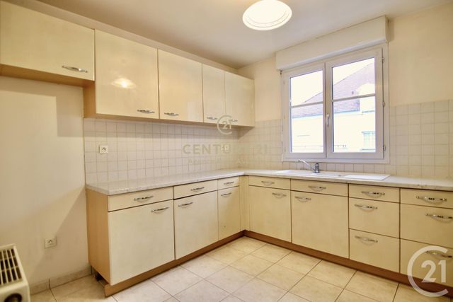 Appartement F3 à louer - 3 pièces - 87.49 m2 - BUSSY ST GEORGES - 77 - ILE-DE-FRANCE - Century 21 Agence Parc Avenue