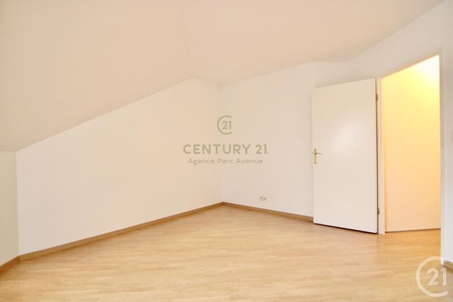 Appartement F3 à louer - 3 pièces - 87.49 m2 - BUSSY ST GEORGES - 77 - ILE-DE-FRANCE - Century 21 Agence Parc Avenue