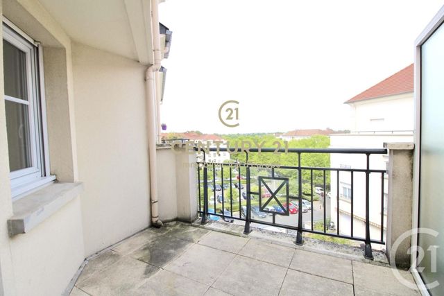 Appartement F3 à louer - 3 pièces - 87.49 m2 - BUSSY ST GEORGES - 77 - ILE-DE-FRANCE - Century 21 Agence Parc Avenue