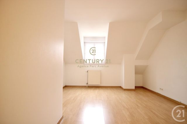 Appartement F3 à louer - 3 pièces - 87.49 m2 - BUSSY ST GEORGES - 77 - ILE-DE-FRANCE - Century 21 Agence Parc Avenue
