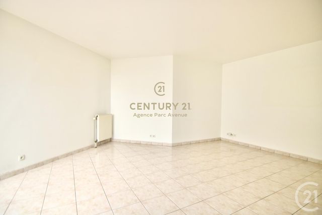 Appartement F3 à louer - 3 pièces - 87.49 m2 - BUSSY ST GEORGES - 77 - ILE-DE-FRANCE - Century 21 Agence Parc Avenue