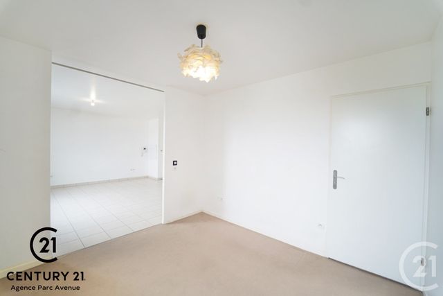 Appartement F2 à vendre - 2 pièces - 36.78 m2 - BUSSY ST GEORGES - 77 - ILE-DE-FRANCE - Century 21 Agence Parc Avenue
