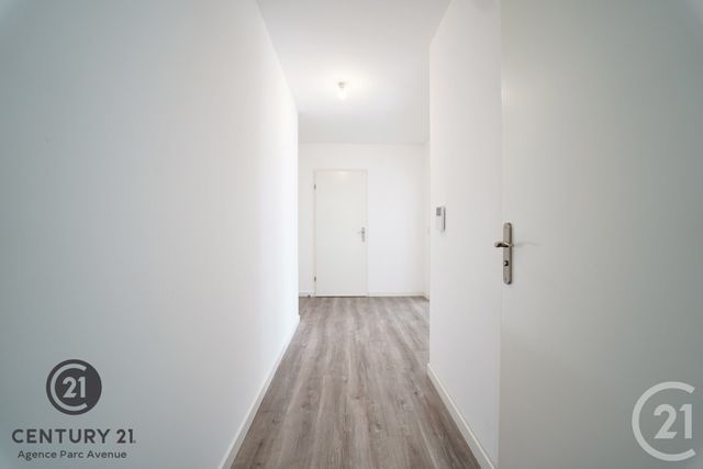 Appartement F3 à louer - 3 pièces - 67.03 m2 - BUSSY ST GEORGES - 77 - ILE-DE-FRANCE - Century 21 Agence Parc Avenue