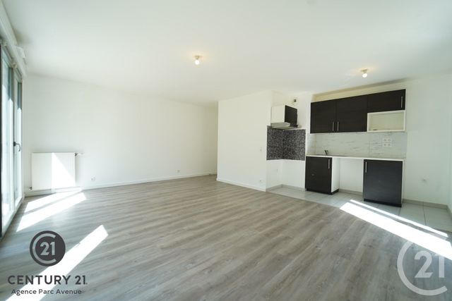 Appartement F3 à louer - 3 pièces - 67.03 m2 - BUSSY ST GEORGES - 77 - ILE-DE-FRANCE - Century 21 Agence Parc Avenue