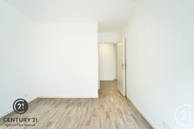 Appartement F3 à louer - 3 pièces - 67.03 m2 - BUSSY ST GEORGES - 77 - ILE-DE-FRANCE - Century 21 Agence Parc Avenue