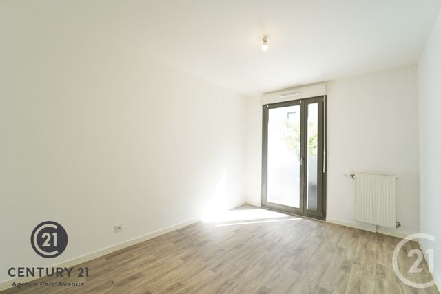 Appartement F3 à louer - 3 pièces - 67.03 m2 - BUSSY ST GEORGES - 77 - ILE-DE-FRANCE - Century 21 Agence Parc Avenue