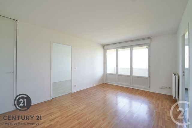 Appartement F2 à louer - 2 pièces - 42.48 m2 - BUSSY ST GEORGES - 77 - ILE-DE-FRANCE - Century 21 Agence Parc Avenue