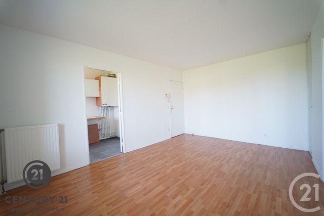Appartement F2 à louer - 2 pièces - 42.48 m2 - BUSSY ST GEORGES - 77 - ILE-DE-FRANCE - Century 21 Agence Parc Avenue