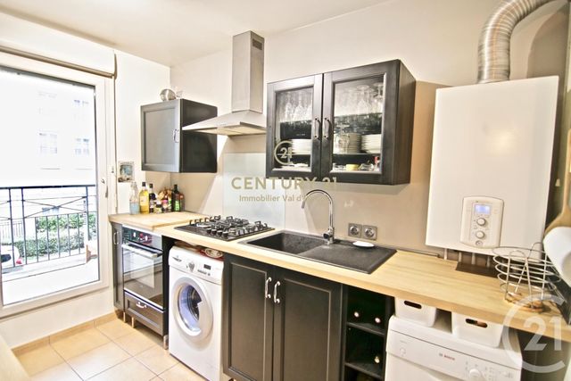 Appartement F3 à louer - 3 pièces - 59.85 m2 - BUSSY ST GEORGES - 77 - ILE-DE-FRANCE - Century 21 Agence Parc Avenue
