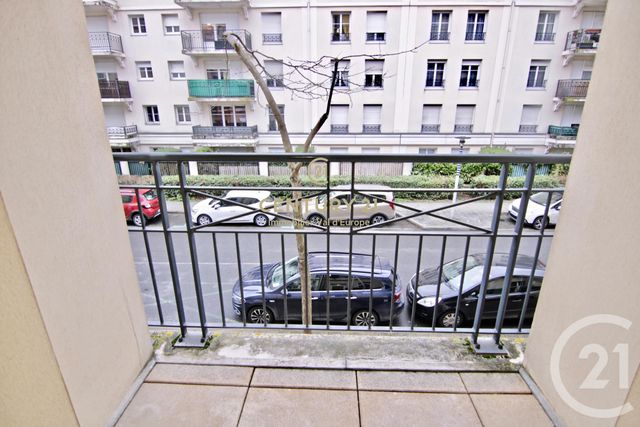 Appartement F3 à louer - 3 pièces - 59.85 m2 - BUSSY ST GEORGES - 77 - ILE-DE-FRANCE - Century 21 Agence Parc Avenue