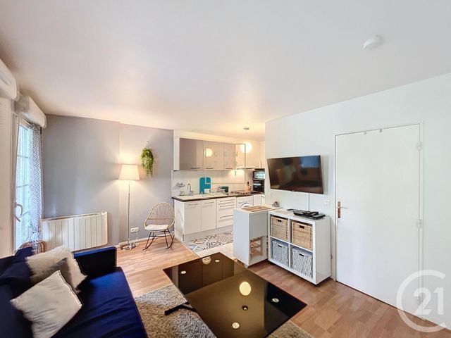 Appartement F2 à vendre - 2 pièces - 40.66 m2 - BUSSY ST GEORGES - 77 - ILE-DE-FRANCE - Century 21 Agence Parc Avenue