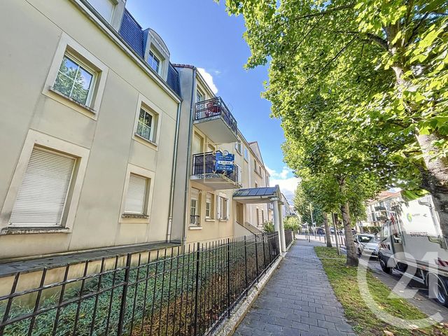 Appartement F2 à vendre - 2 pièces - 40.66 m2 - BUSSY ST GEORGES - 77 - ILE-DE-FRANCE - Century 21 Agence Parc Avenue