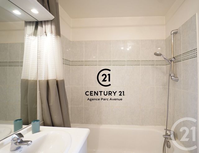 Appartement F2 à vendre - 2 pièces - 40.66 m2 - BUSSY ST GEORGES - 77 - ILE-DE-FRANCE - Century 21 Agence Parc Avenue
