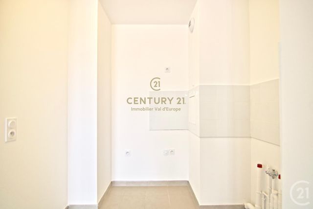 Appartement F2 à louer - 2 pièces - 42.72 m2 - BUSSY ST GEORGES - 77 - ILE-DE-FRANCE - Century 21 Agence Parc Avenue
