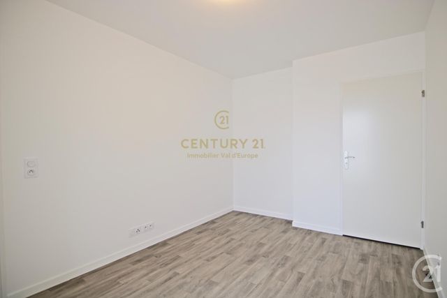 Appartement F2 à louer - 2 pièces - 42.72 m2 - BUSSY ST GEORGES - 77 - ILE-DE-FRANCE - Century 21 Agence Parc Avenue