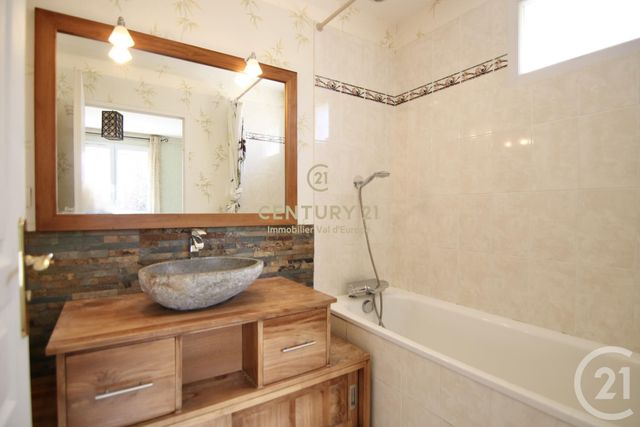 maison à louer - 7 pièces - 115.19 m2 - BUSSY ST GEORGES - 77 - ILE-DE-FRANCE - Century 21 Agence Parc Avenue
