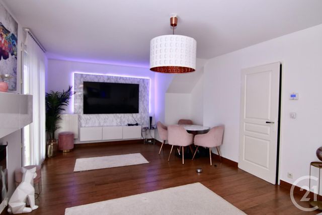 maison à louer - 7 pièces - 115.19 m2 - BUSSY ST GEORGES - 77 - ILE-DE-FRANCE - Century 21 Agence Parc Avenue