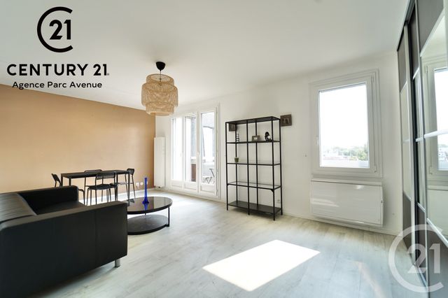 Appartement F2 à louer - 2 pièces - 44.5 m2 - OZOIR LA FERRIERE - 77 - ILE-DE-FRANCE - Century 21 Agence Parc Avenue