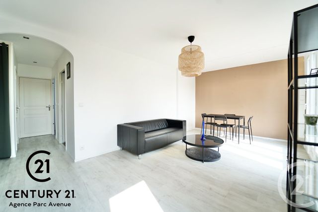 Appartement F2 à louer - 2 pièces - 44.5 m2 - OZOIR LA FERRIERE - 77 - ILE-DE-FRANCE - Century 21 Agence Parc Avenue