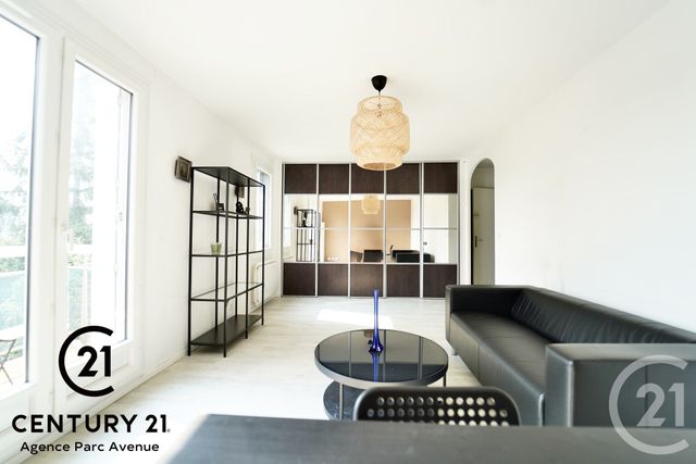 Appartement F2 à louer - 2 pièces - 44.5 m2 - OZOIR LA FERRIERE - 77 - ILE-DE-FRANCE - Century 21 Agence Parc Avenue