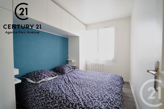 Appartement F2 à louer - 2 pièces - 44.5 m2 - OZOIR LA FERRIERE - 77 - ILE-DE-FRANCE - Century 21 Agence Parc Avenue