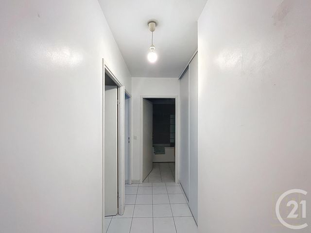 Appartement F3 à louer - 3 pièces - 63.8 m2 - BUSSY ST GEORGES - 77 - ILE-DE-FRANCE - Century 21 Agence Parc Avenue