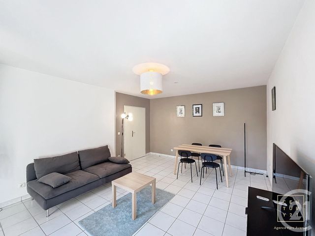 Appartement F3 à louer - 3 pièces - 63.8 m2 - BUSSY ST GEORGES - 77 - ILE-DE-FRANCE - Century 21 Agence Parc Avenue