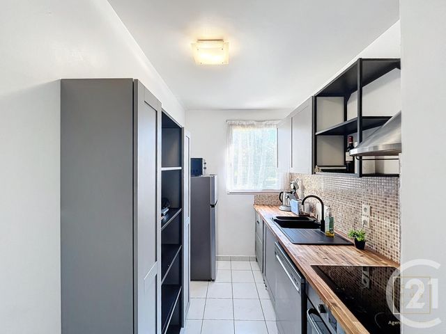 Appartement F3 à louer - 3 pièces - 63.8 m2 - BUSSY ST GEORGES - 77 - ILE-DE-FRANCE - Century 21 Agence Parc Avenue