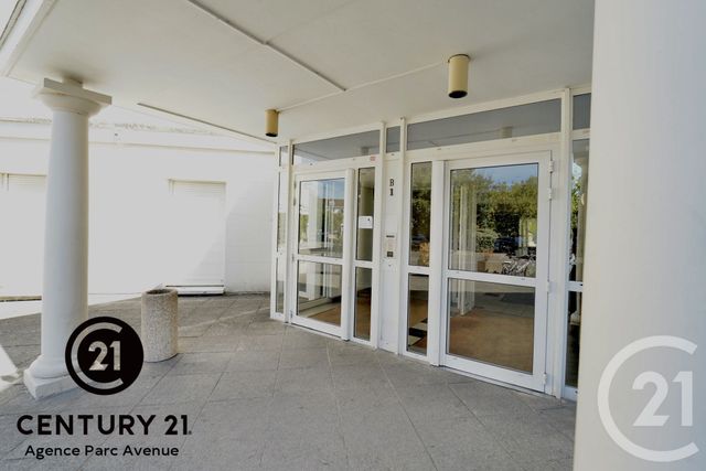 Appartement F2 à vendre - 2 pièces - 26.16 m2 - BUSSY ST GEORGES - 77 - ILE-DE-FRANCE - Century 21 Agence Parc Avenue