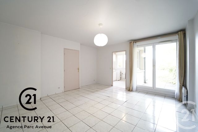 Appartement F2 à vendre - 2 pièces - 43.22 m2 - BUSSY ST GEORGES - 77 - ILE-DE-FRANCE - Century 21 Agence Parc Avenue