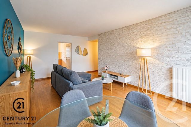 Appartement F3 à louer - 3 pièces - 59.0 m2 - BUSSY ST GEORGES - 77 - ILE-DE-FRANCE - Century 21 Agence Parc Avenue