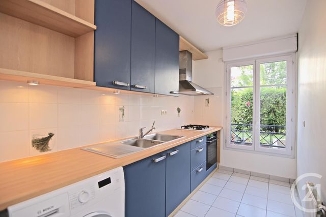 Appartement F3 à louer - 3 pièces - 67.07 m2 - BUSSY ST GEORGES - 77 - ILE-DE-FRANCE - Century 21 Agence Parc Avenue