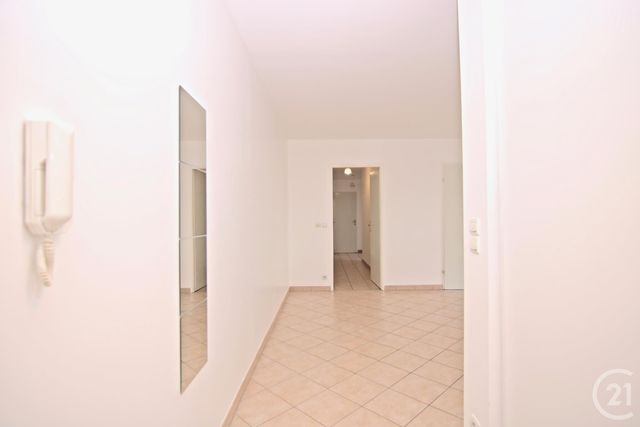 Appartement F3 à louer - 3 pièces - 67.07 m2 - BUSSY ST GEORGES - 77 - ILE-DE-FRANCE - Century 21 Agence Parc Avenue