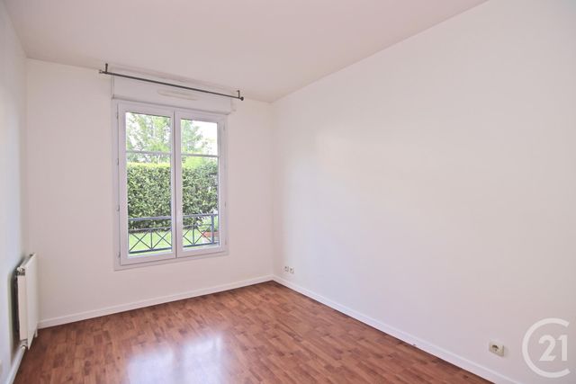 Appartement F3 à louer - 3 pièces - 67.07 m2 - BUSSY ST GEORGES - 77 - ILE-DE-FRANCE - Century 21 Agence Parc Avenue